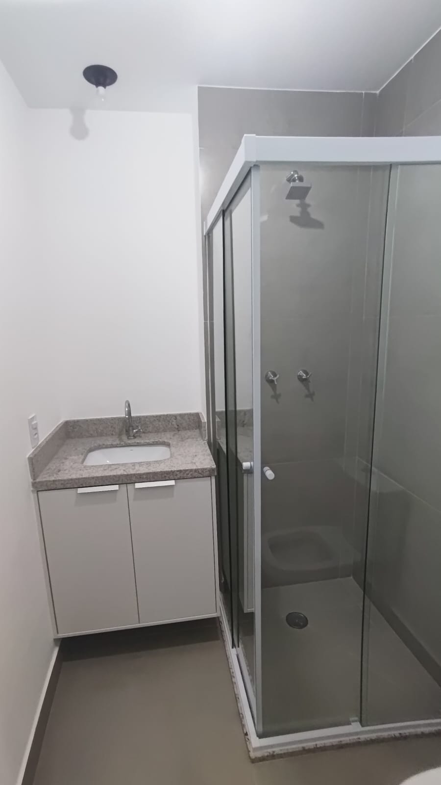 81061
