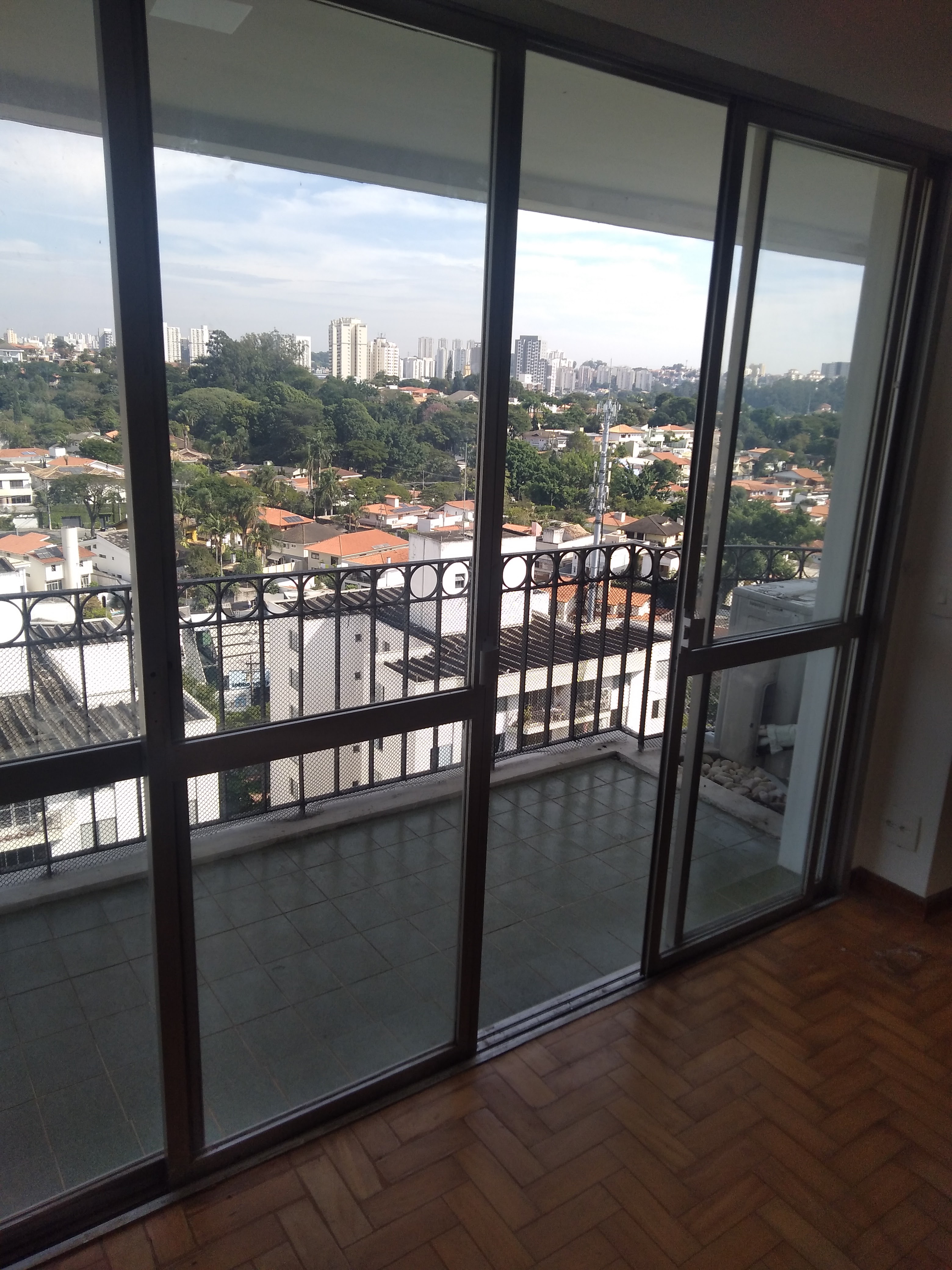82695