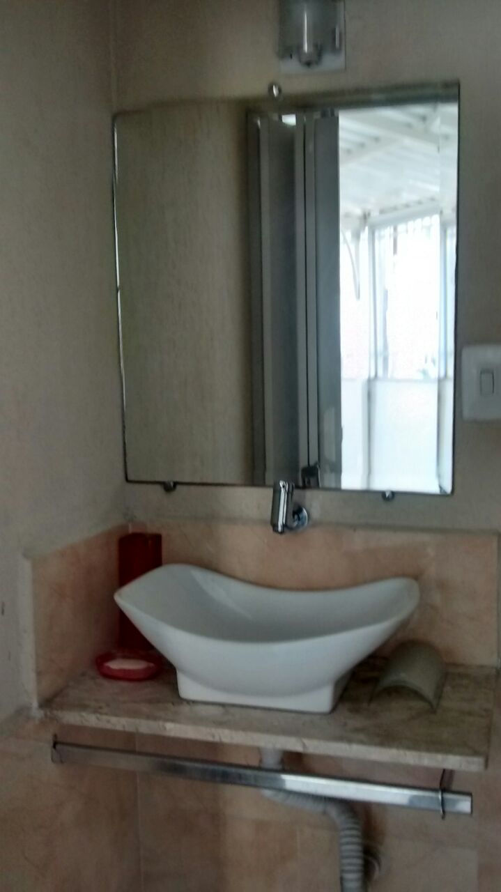 83115