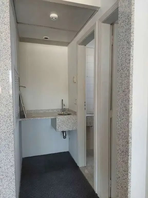 84148