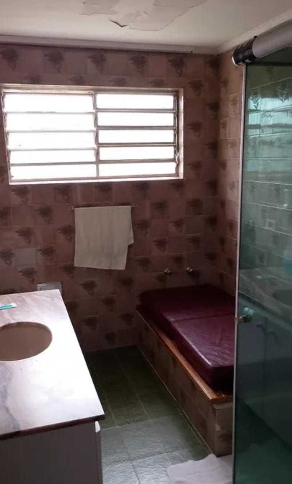 88325