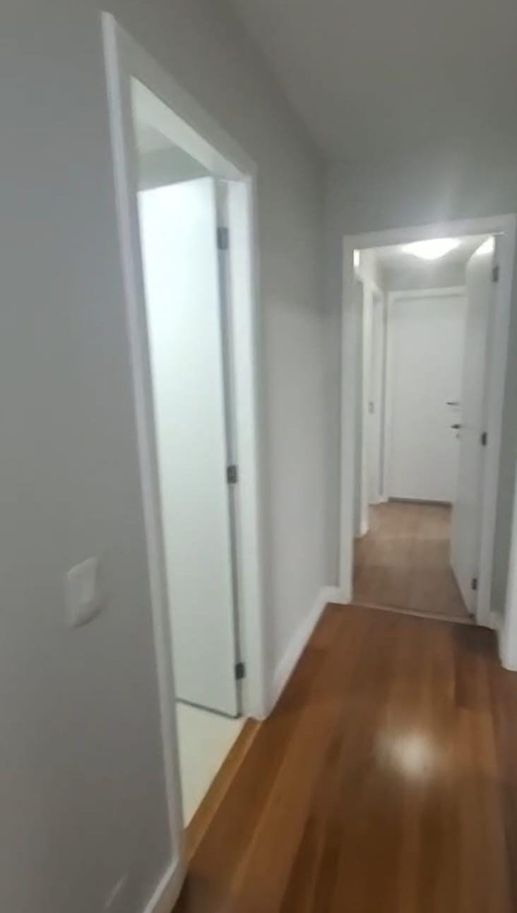 272952