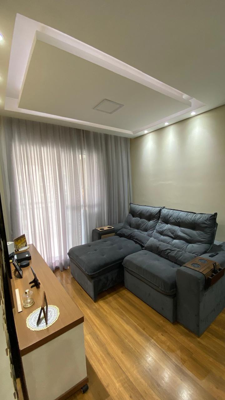 284761