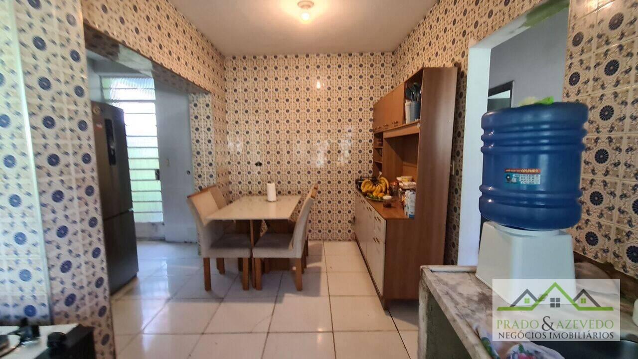 277132