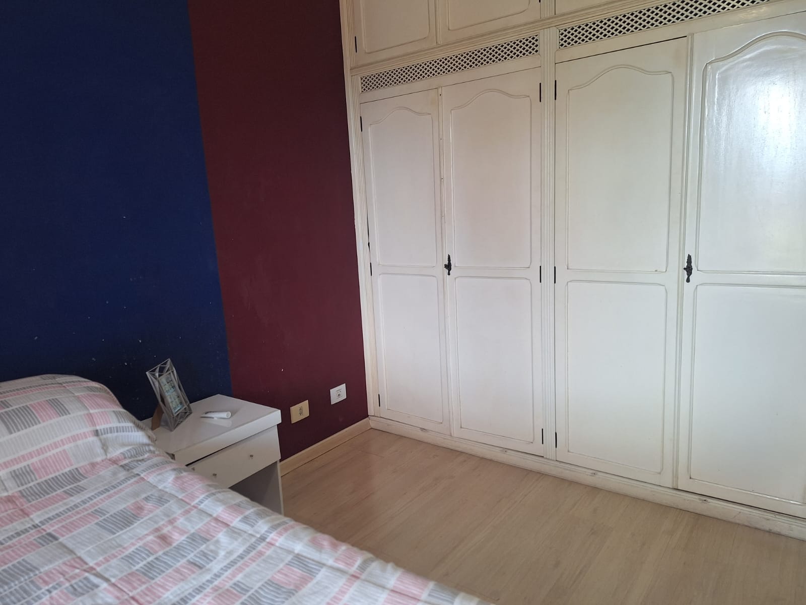 282356