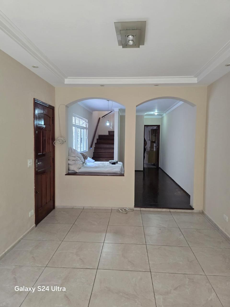 296950